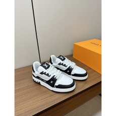 Louis Vuitton Trainer Sneaker